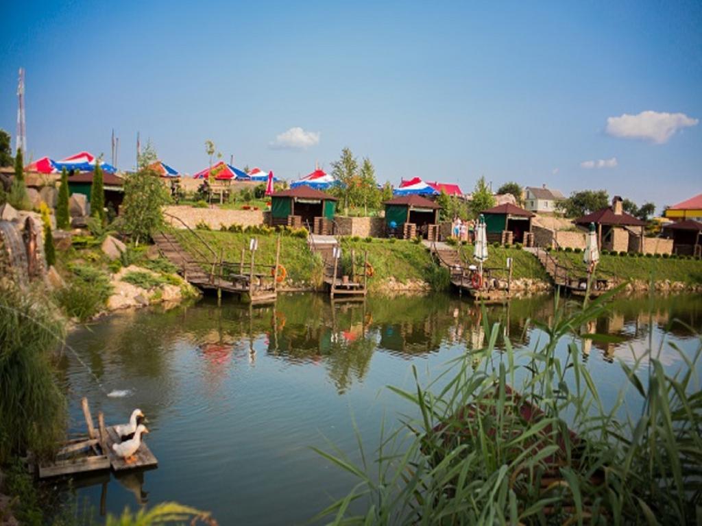 מלון Velyka Omelyana Complex Khutor מראה חיצוני תמונה
